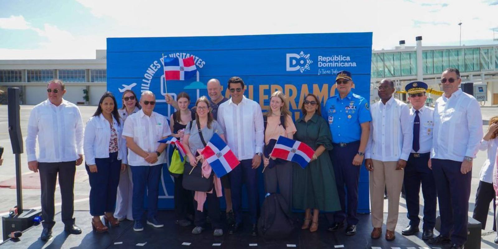 ¡República Dominicana Rompe Récords en Turismo en el 2024 con 11 millones de visitantes!