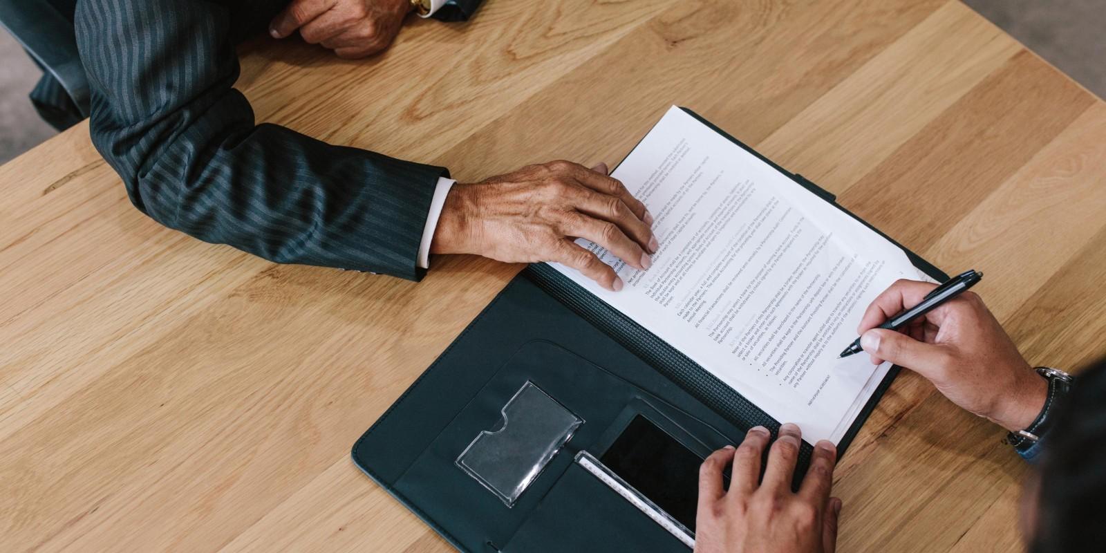 Protege tu Inversión Inmobiliaria: La Importancia de la Certificación del Estado Jurídico del Inmueble