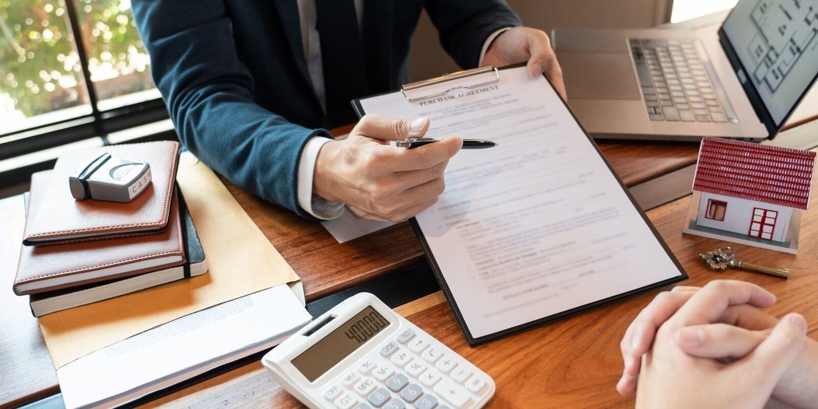 Capítulo 2: El mentor una pieza fundamental en el desarrollo del negocio inmobiliario.  3 claves básicas que te llevarán al éxito.